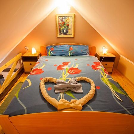 Medeno Srce Villa Палич Екстериор снимка